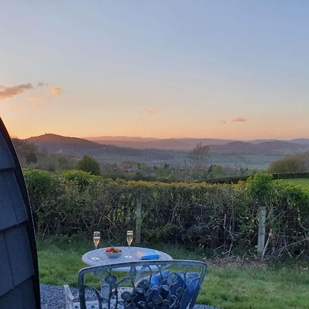 Villa Odli Glamping - Luxury Glamping Pod à Welshpool Extérieur photo